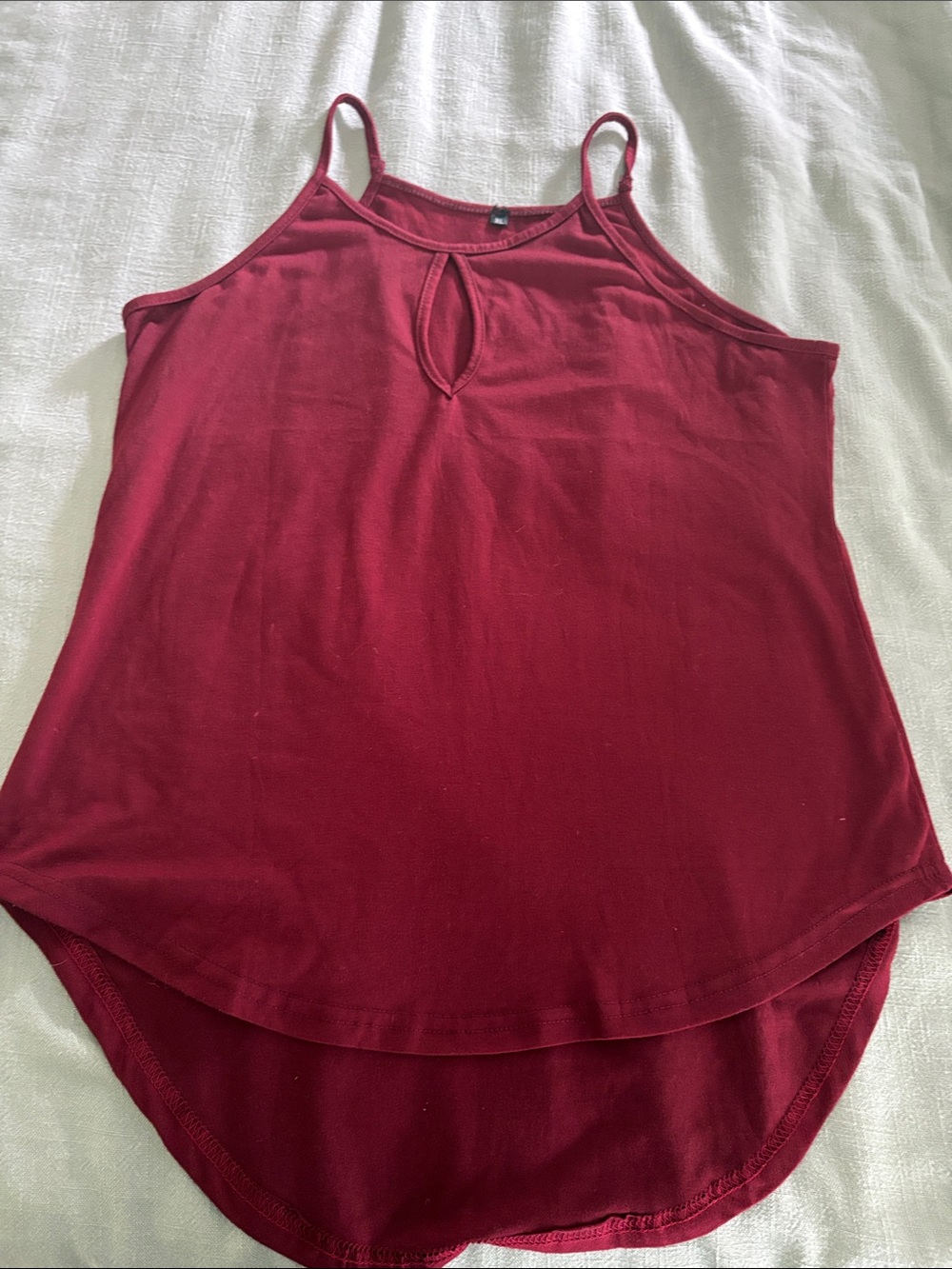 Women's Sleeveless Keyhole Tank Top - Wine